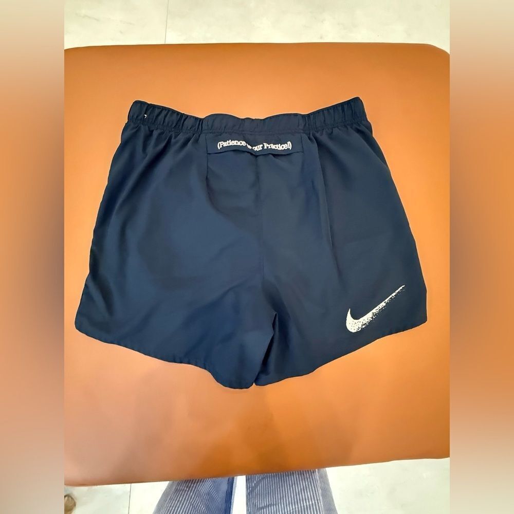 NIKE 
Dri-Fit Challenger 5" Brief-Lined Shorts